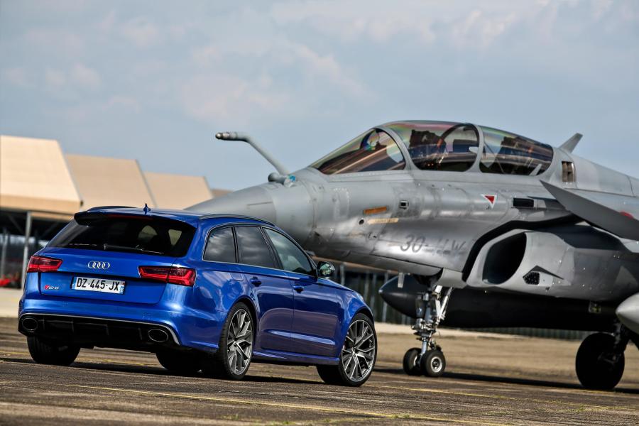  Audi RS6 Avant Performance (4G, C7) 2015 года  (WW) (фото 21 из 22)
